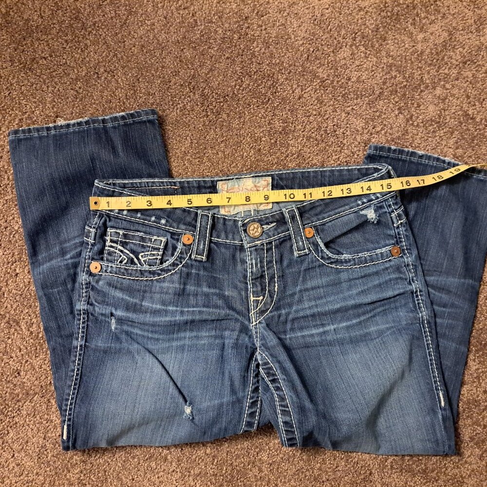 Big Star "LIV" Distressed Embroidered Pocket Denim Jean Capris, size 28 - Picture 4 of 13